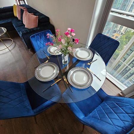 2 Bed Luxurious Apartments Canary Wharf London Ngoại thất bức ảnh