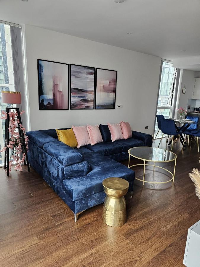 2 Bed Luxurious Apartments Canary Wharf London Ngoại thất bức ảnh