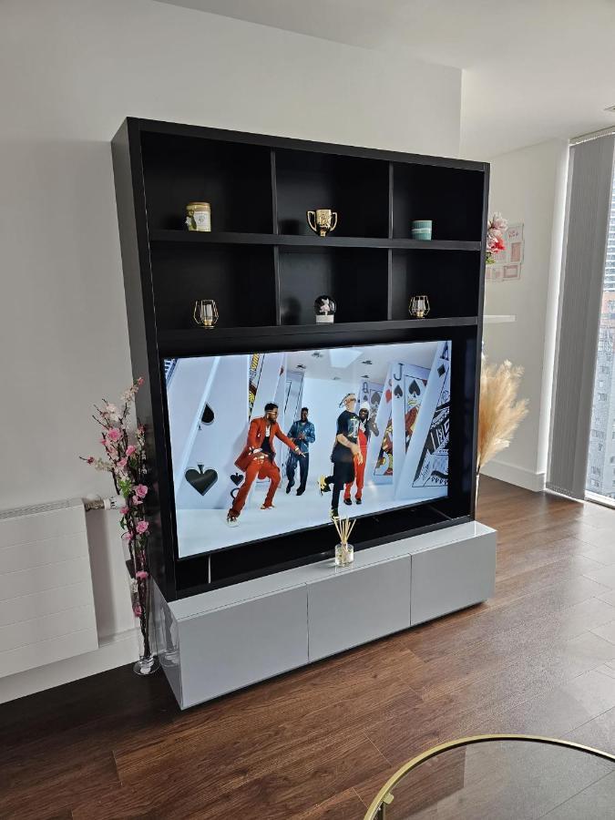 2 Bed Luxurious Apartments Canary Wharf London Ngoại thất bức ảnh